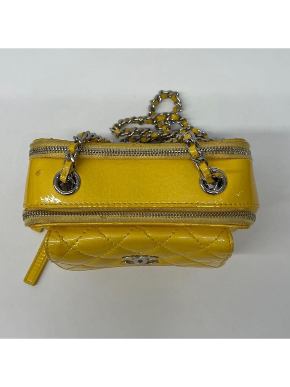 Chanel Mini Quilted Patent Leather Chain - Picture 9 of 10